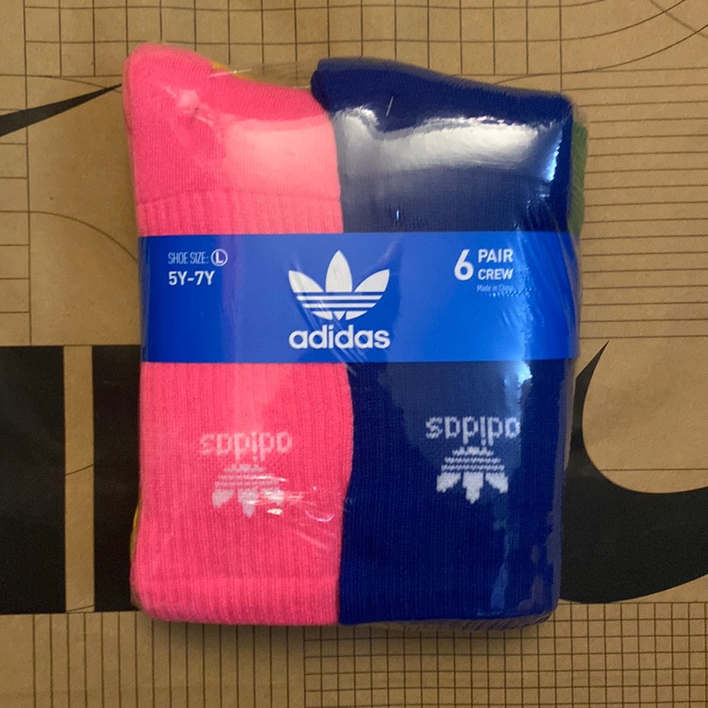 Adidas trefoil crew socks